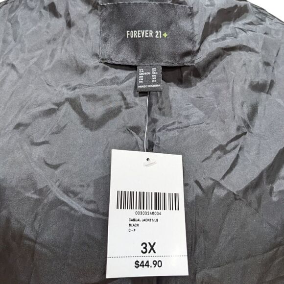 Forever 21 Plus Patent Leather Belted Motorcycle Jacket Size 3X NWT - Picture 10 of 11